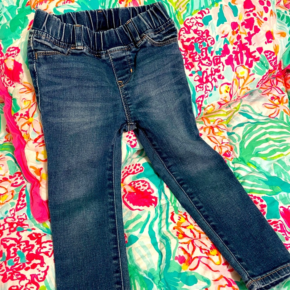 Toddler skinny jeans